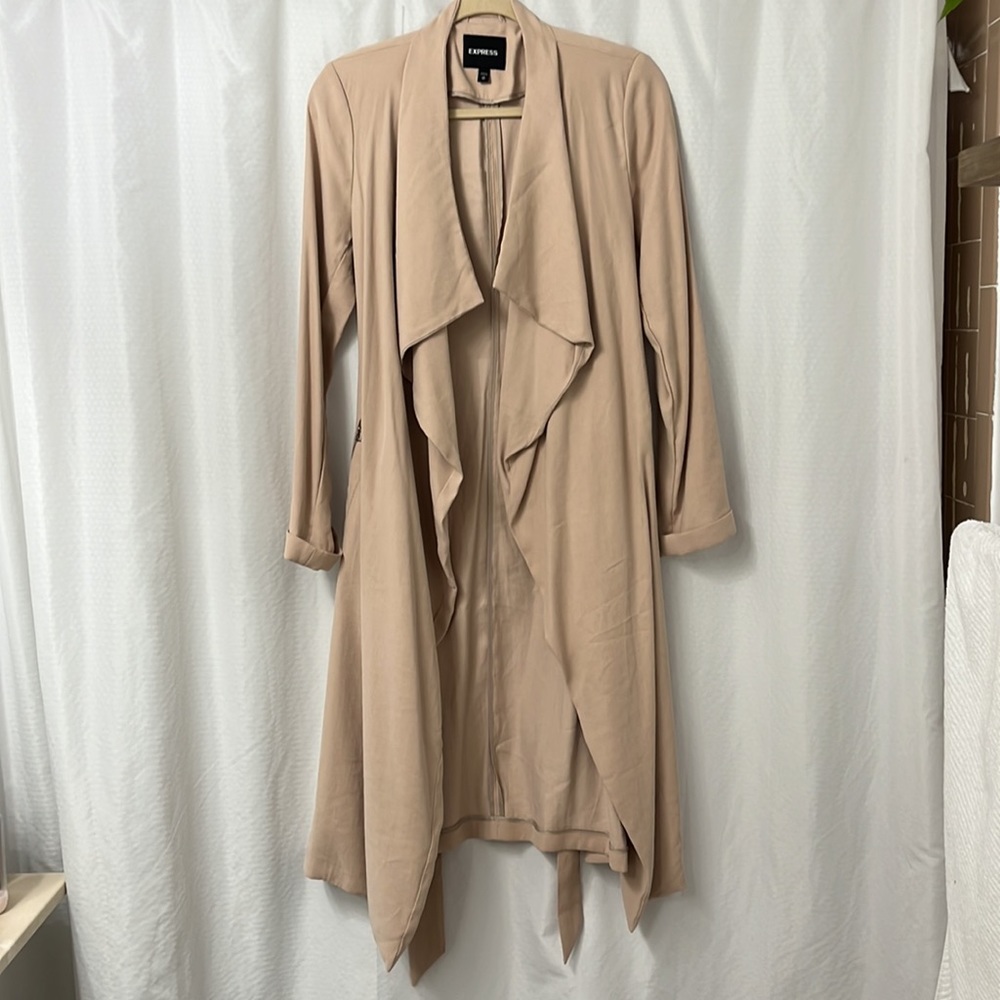 EXPRESS Flyaway Tie Front Satin Trench Coat. Never been worn.